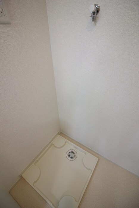 物件内観写真17　(洗濯機置場)