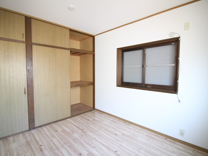 物件内観写真18　(居室)
