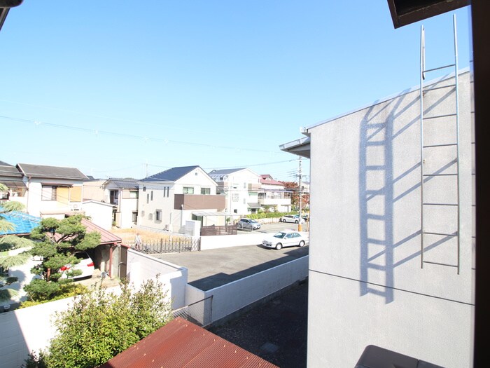 物件内観写真22　(室内からの展望)