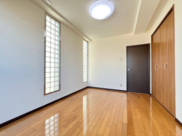 物件内観写真14　(居室)