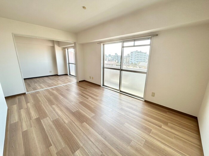 物件内観写真9　(居室)