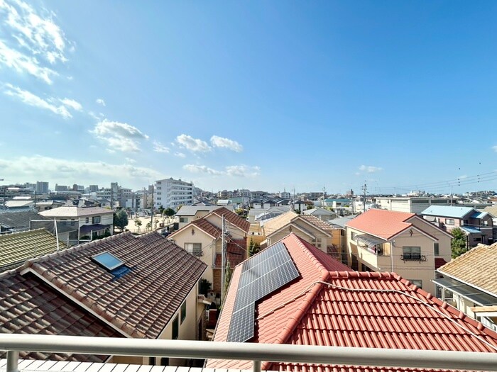 物件内観写真22　(室内からの展望)