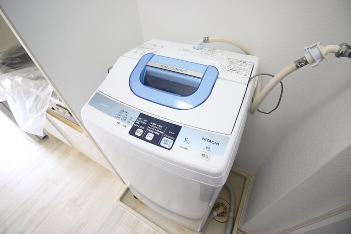 物件内観写真11　(洗濯機置場)