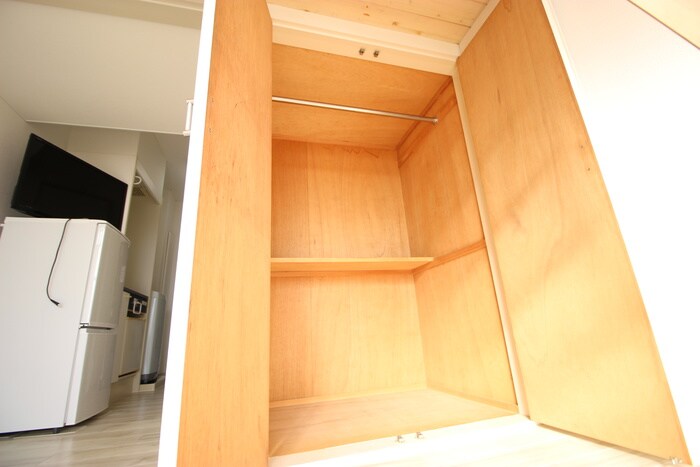 物件内観写真12　(収納)