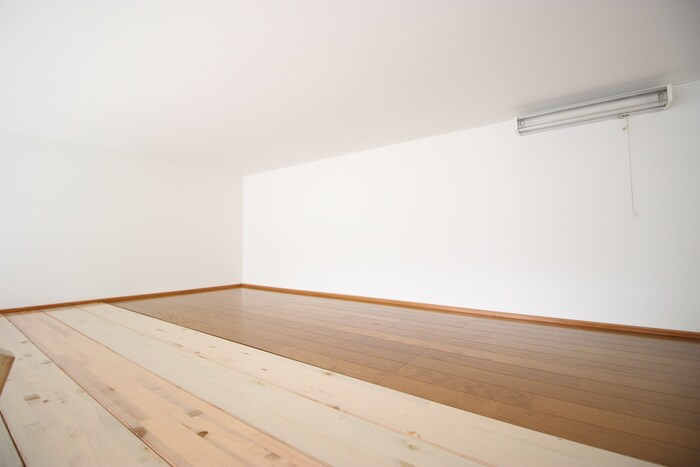 物件内観写真18　(ロフト)