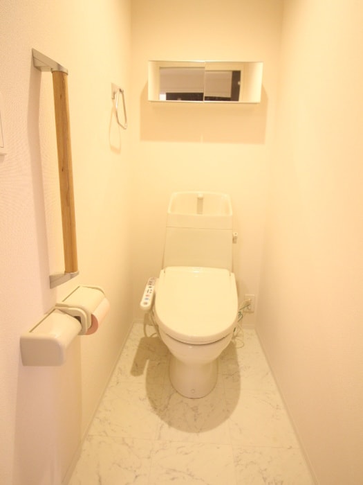 物件内観写真12　(トイレ)