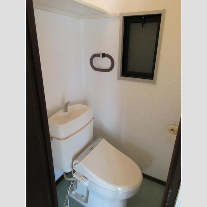 物件内観写真16　(トイレ)