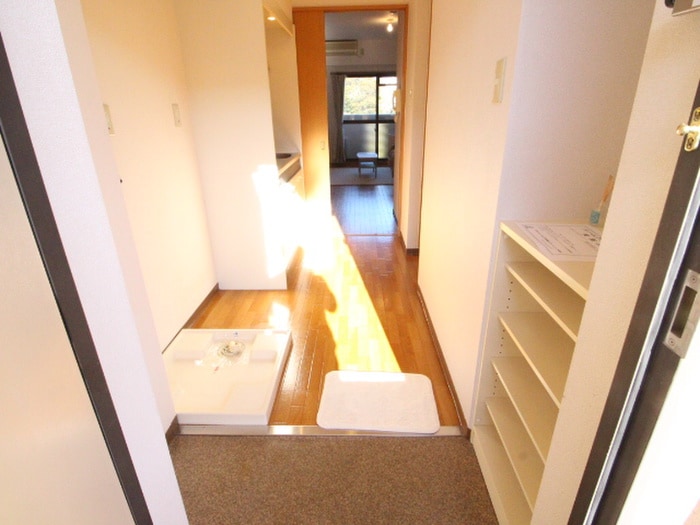 物件内観写真18　(廊下)