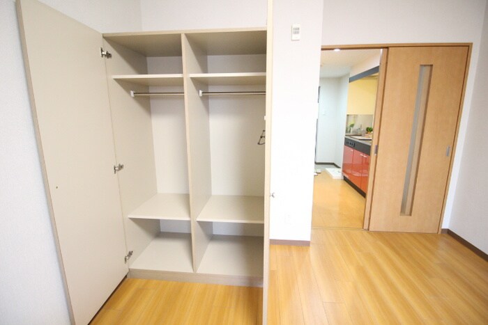 物件内観写真11　(収納)