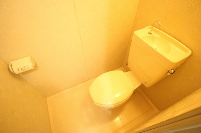 物件内観写真11　(トイレ)