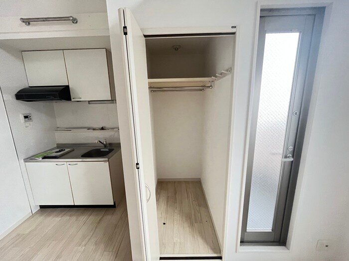 物件内観写真9　(収納)