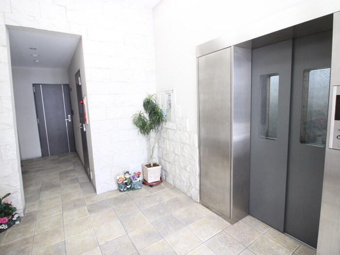 物件外観写真3　(建物設備)