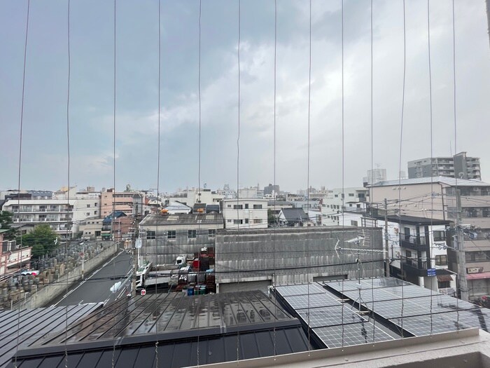 物件内観写真22　(室内からの展望)