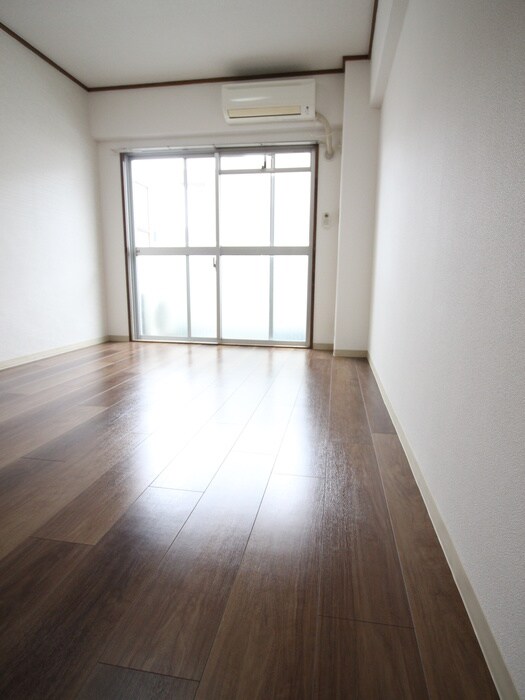 物件内観写真14　(居室)