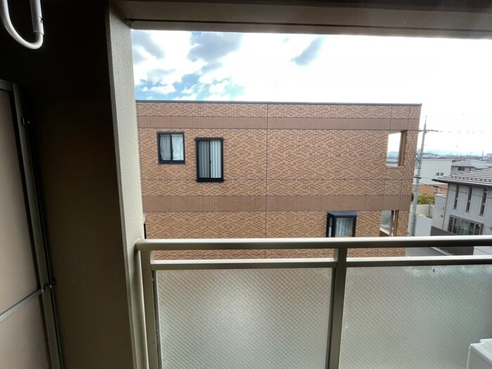 物件内観写真20　(室内からの展望)