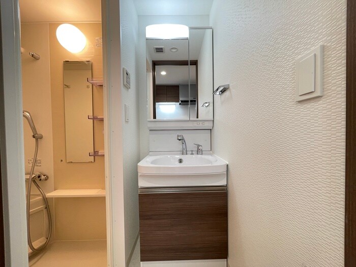 物件内観写真12　(洗面)