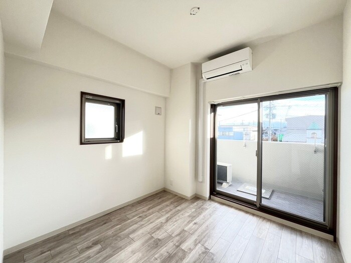 物件内観写真11　(居室)