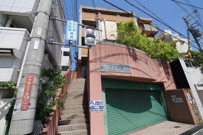 物件外観写真3　(外観写真)