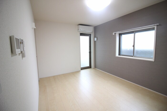 物件内観写真15　(居室)