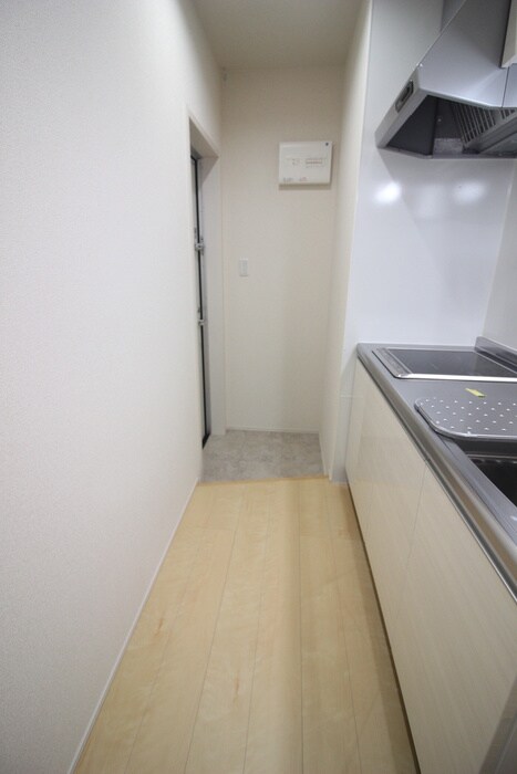 物件内観写真20　(廊下)