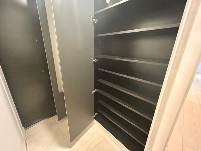 物件内観写真14　(靴箱)