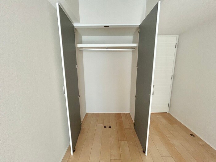 物件内観写真16　(収納)