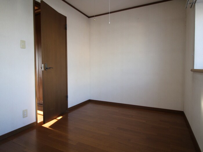 物件内観写真12　(居室)