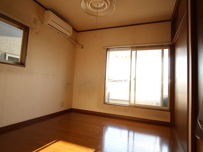 物件内観写真13　(居室)