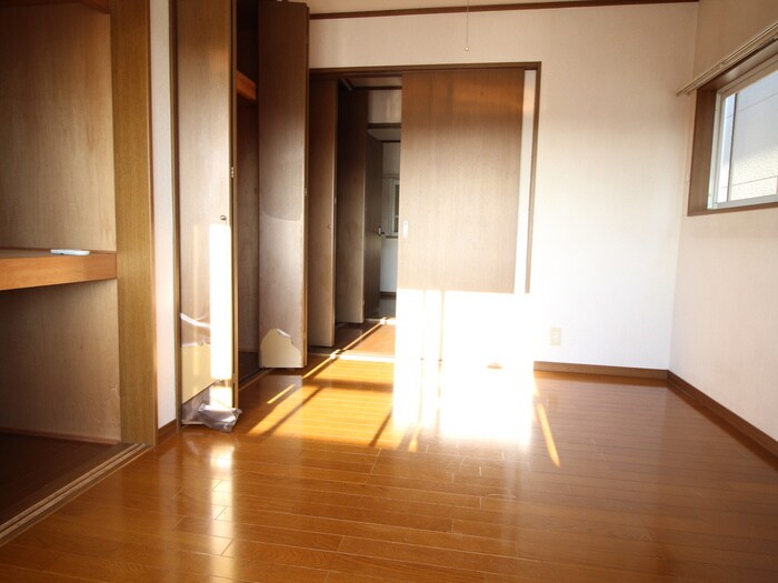 物件内観写真21　(居室)