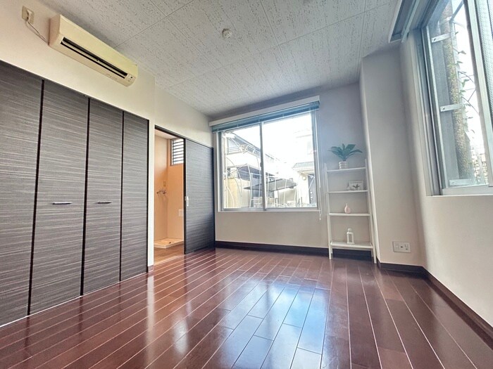 物件内観写真9　(居室)