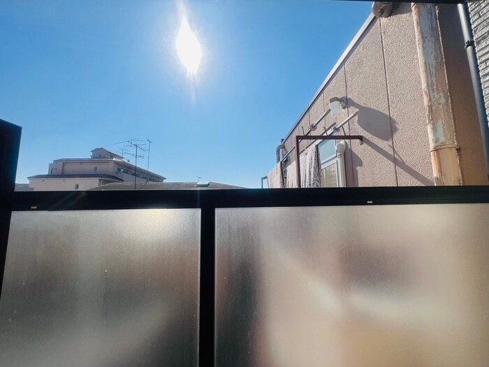 物件内観写真15　(室内からの展望)