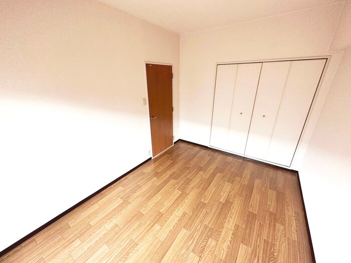 物件内観写真18　(居室)