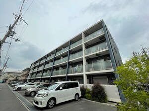 ヴァンヴェ－ル枚方外観写真