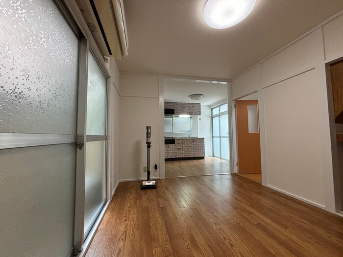 物件内観写真5　(居室)