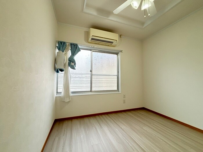 物件内観写真15　(居室)