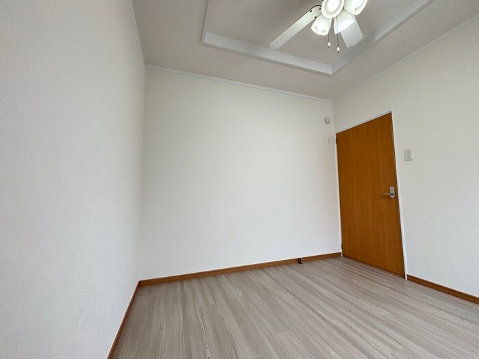 物件内観写真16　(居室)