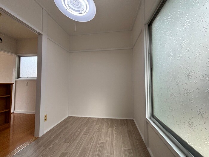 物件内観写真17　(居室)