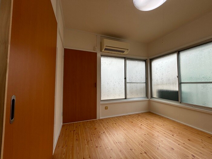 物件内観写真18　(居室)