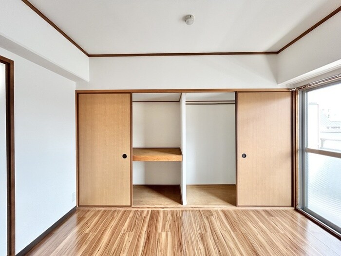 物件内観写真5　(居室)