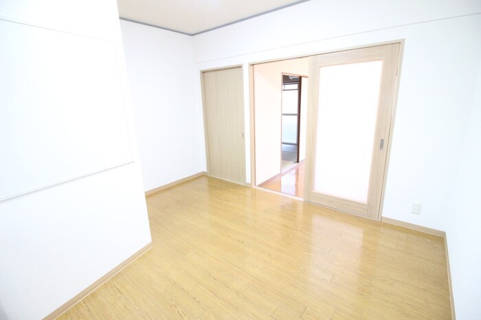 物件内観写真17　(居室)