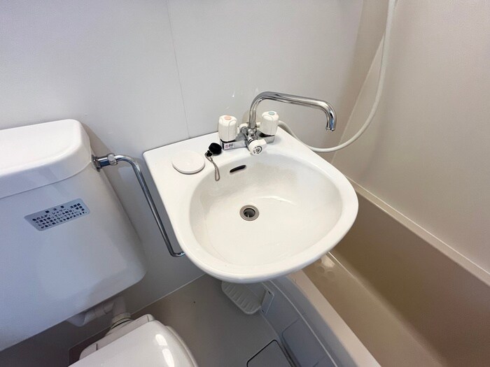 物件内観写真12　(洗面)