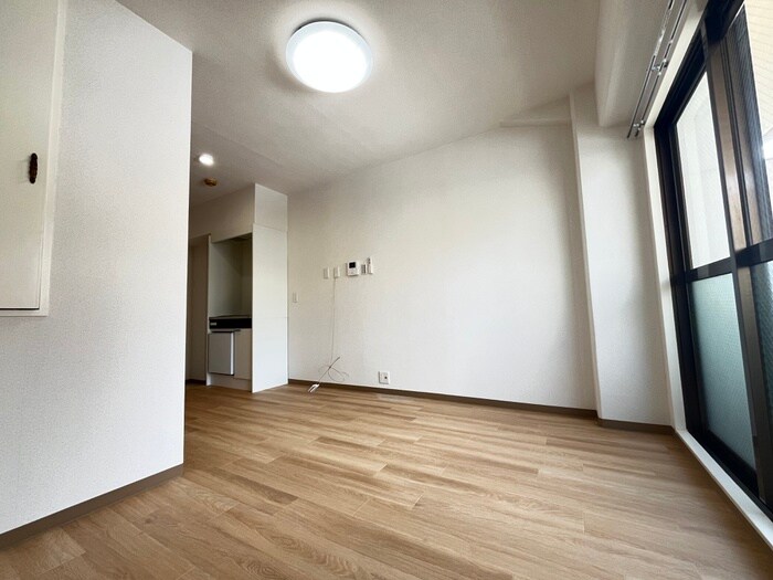 物件内観写真18　(居室)