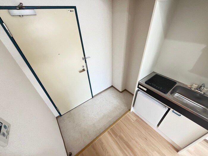 物件内観写真19　(玄関)