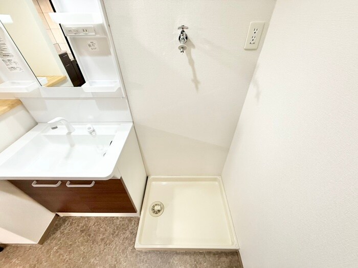 物件内観写真19　(洗濯機置場)