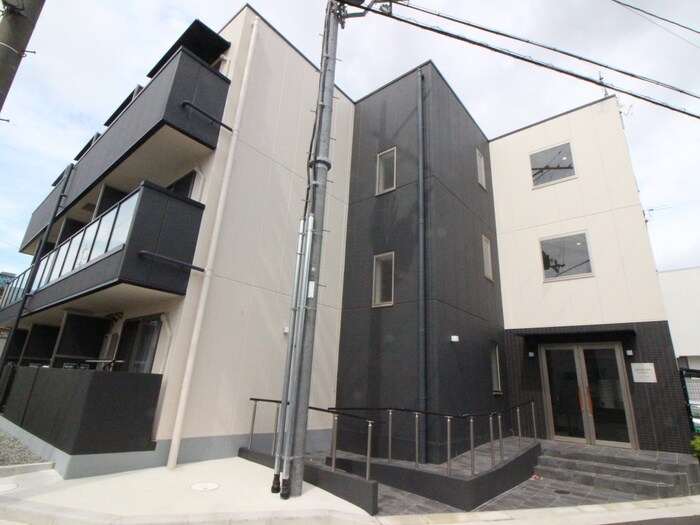 物件外観写真1　(外観写真)