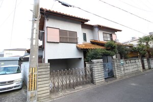 芥川町4丁目貸家外観写真
