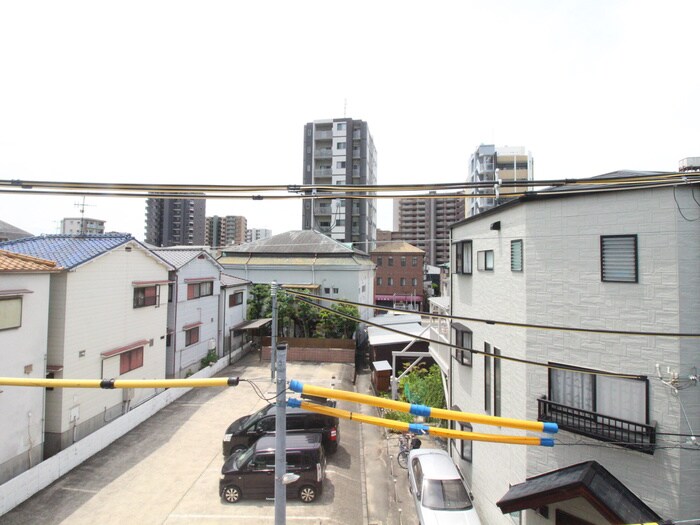 物件内観写真17　(室内からの展望)