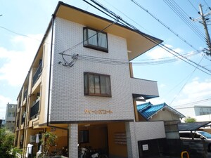 クインズコ－ト外観写真