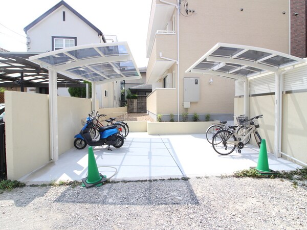 駐輪場