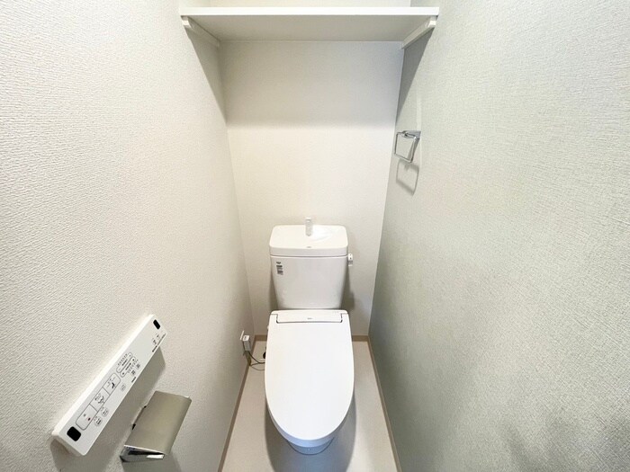 物件内観写真5　(トイレ)